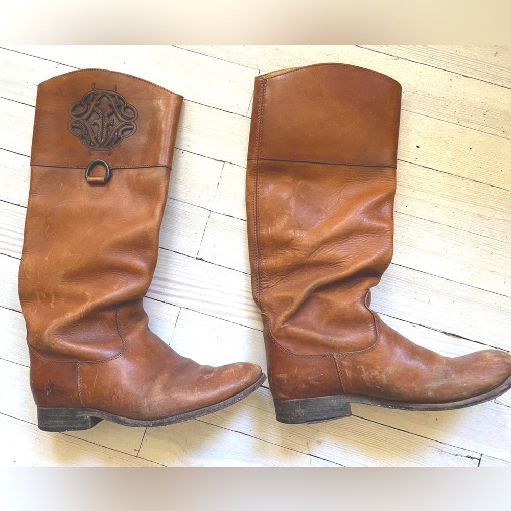 Frye low-heel boots